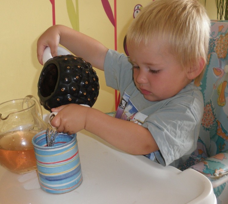 Aktivity praktického života podle Marie Montessori